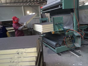 西烏珠穆沁旗聚氨酯保溫板廠家 引領(lǐng)綠色建筑新風(fēng)尚